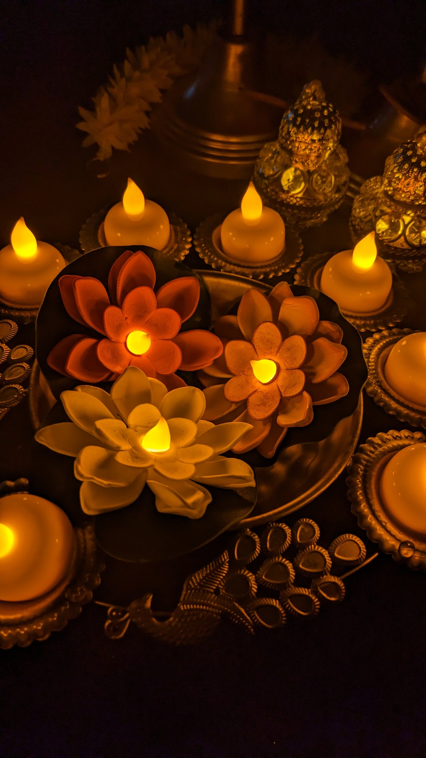 LED Floating Lotus Flower Tlight (Set of 6)
