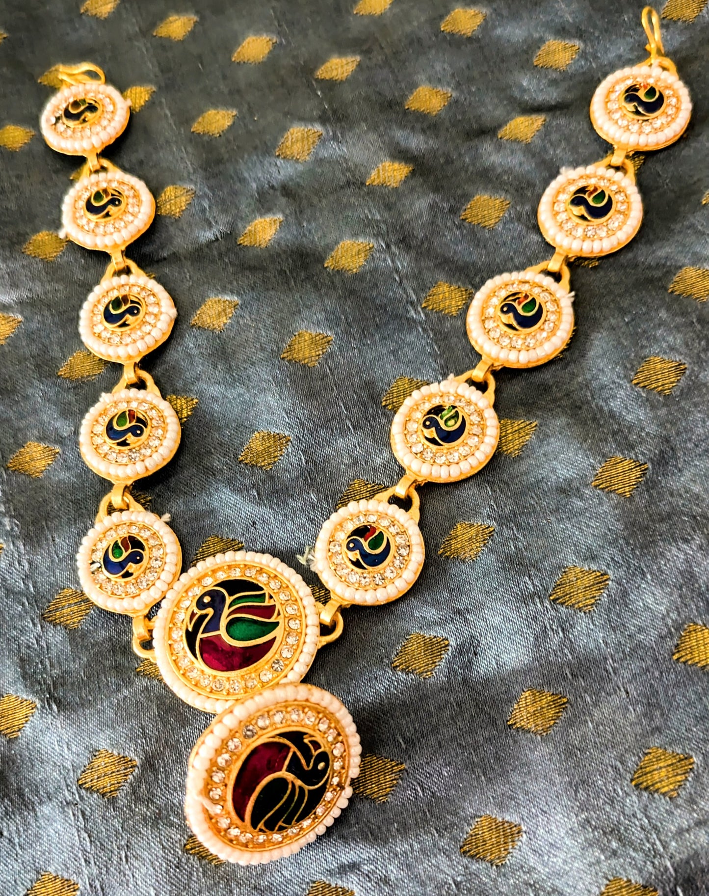 Traditional Indian Bollywood Style Rajputi Kundan Mathapatti / Tika / Tikka / Damini / Rakhdi / Borla Shishful Bridal Headpiece Diwali gi