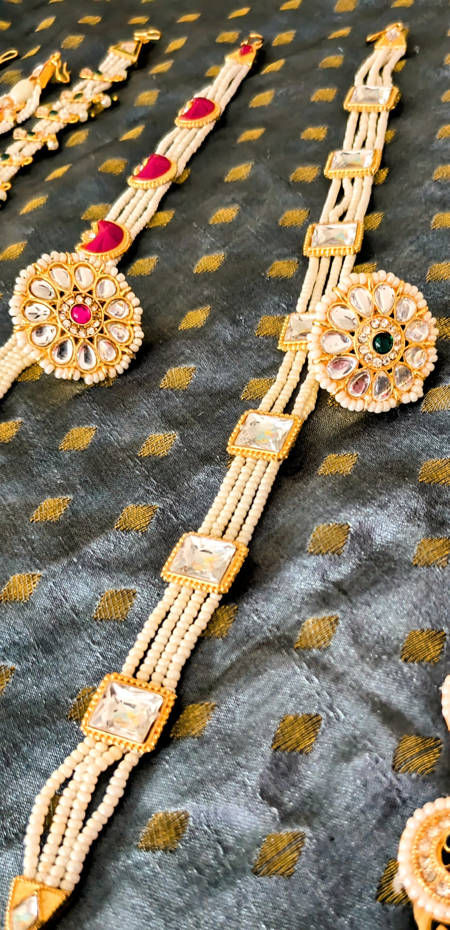 Traditional Indian Bollywood Style Rajputi Kundan Mathapatti / Tika / Tikka / Damini / Rakhdi / Borla Shishful Bridal Headpiece Diwali gi