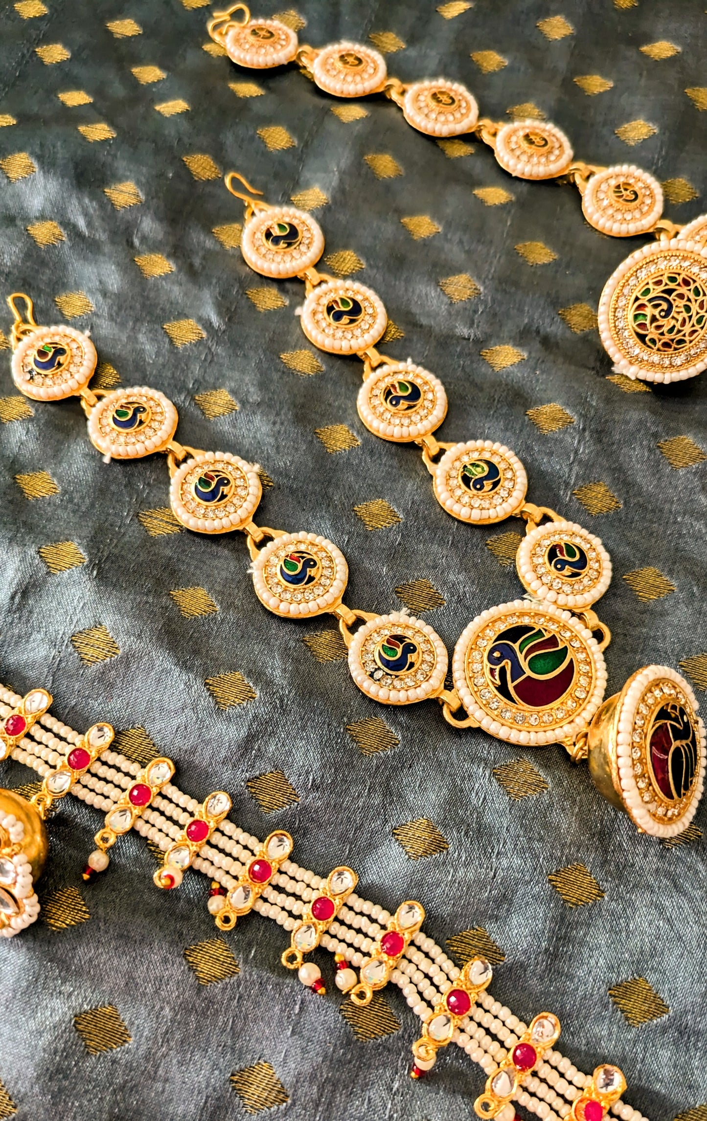 Traditional Indian Bollywood Style Rajputi Kundan Mathapatti / Tika / Tikka / Damini / Rakhdi / Borla Shishful Bridal Headpiece Diwali gi