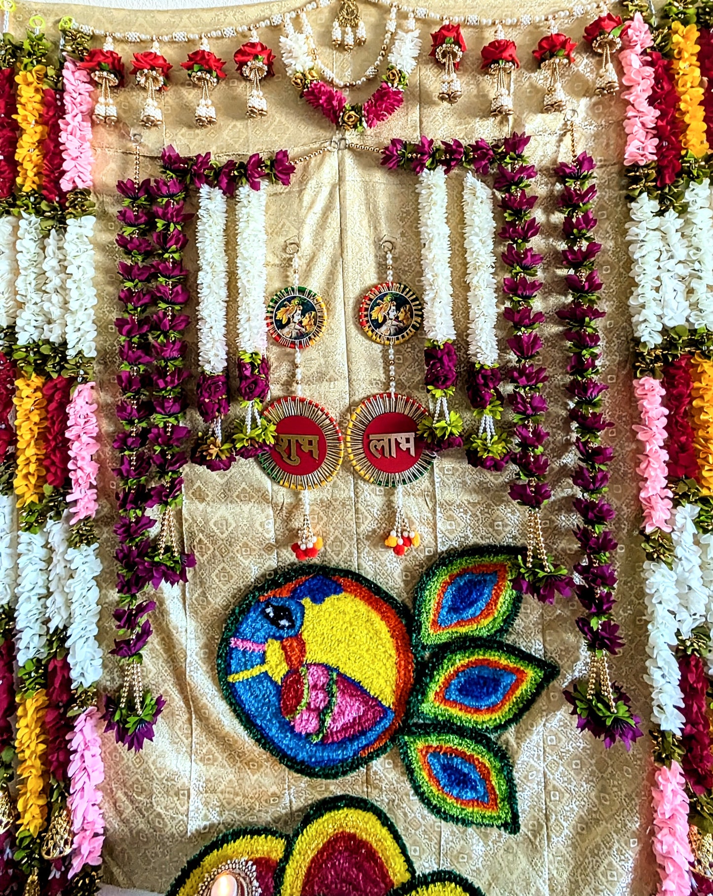Rose and Fabric Pearl Toran