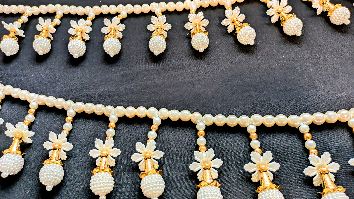 Pearl and gold beads Toran