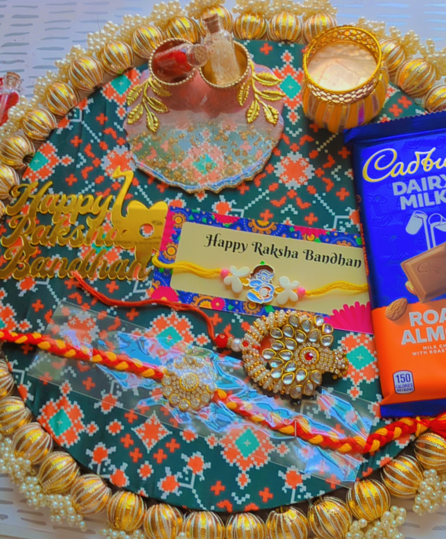 Patola Platter