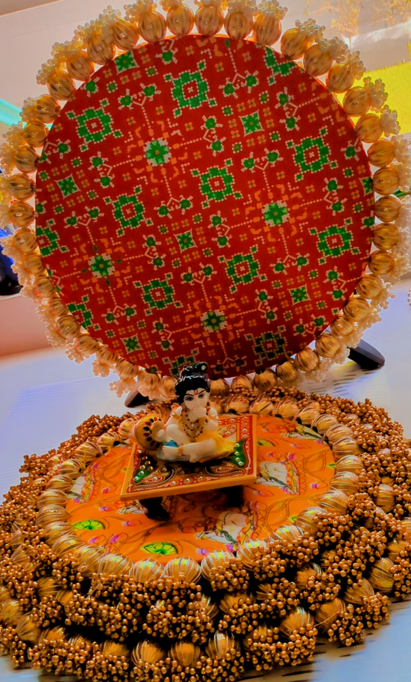 Patola Platter